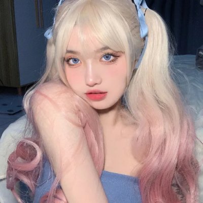 蒙面纱的男子